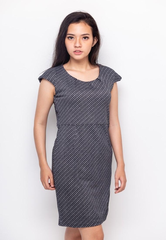 Gobindpal Sophistix Vega Knit Sleeved Dress - 4 Sizes (Black-White)