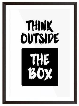 لوحة فنية جدارية بتصميم عصري مزين بطبعة عبارة "Think Outside The Box" أبيض/ أسود 32x22سم