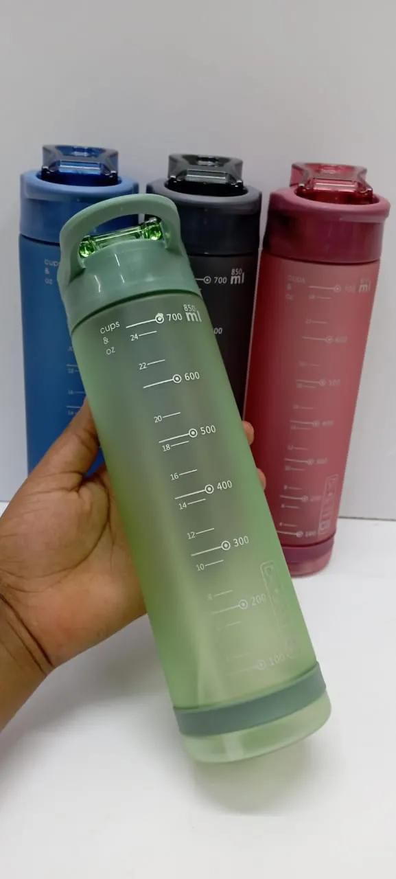 WATER BOTTLE. Multifunctional portable water bottle with Straw, Leakproof. Outdoor multi-function water bottle