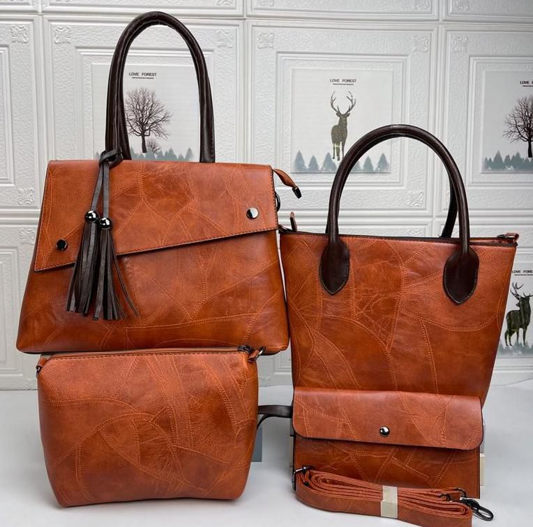 4 In 1 Stylish Modern Woman Handbag Set