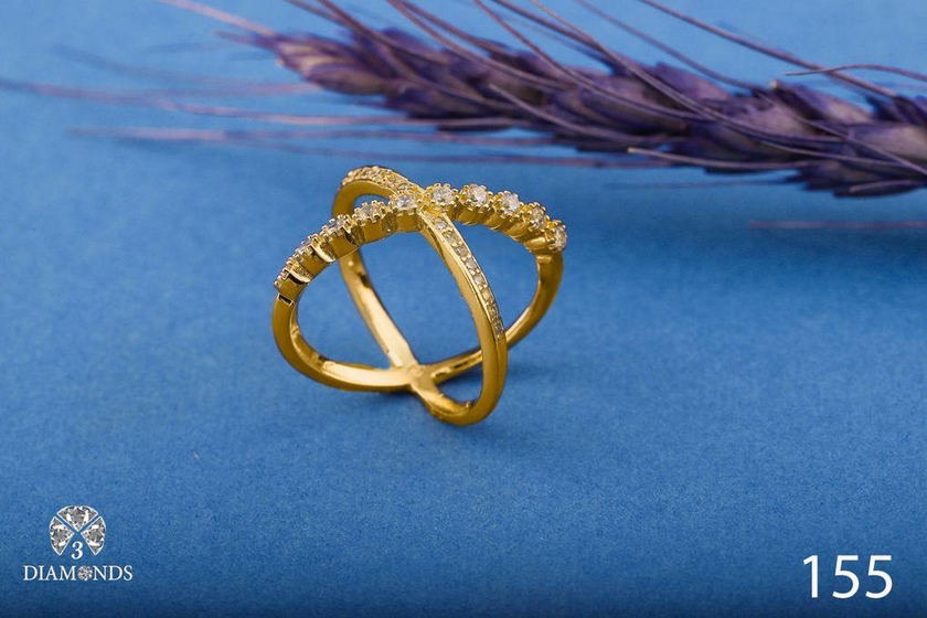 3Diamonds خاتم شكل X نسائي بلون دهبي مطلي بالدهب - جودة عالية وزركون متلألئ