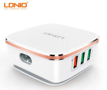 LDNIO A6704 5V 7A USB Charger 6 Ports Qualcomm Quick Charge 2.0