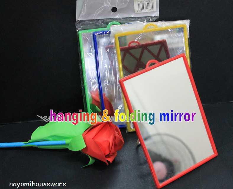 1Piece of Folding and Hanging Mirror for Makeup used (Multi Color)
