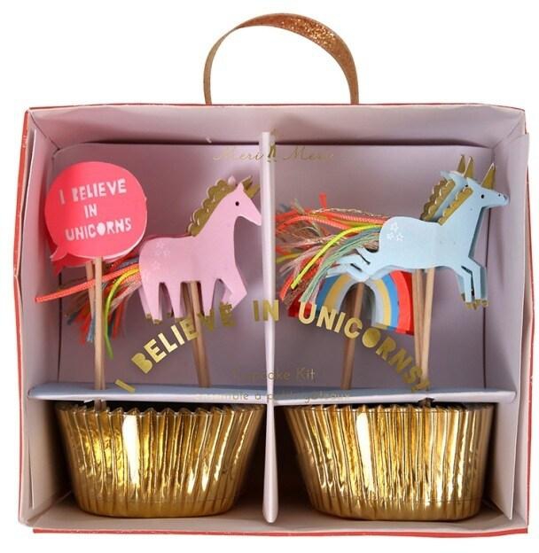 I Believe in Unicorns Cupcake Kit