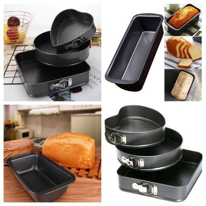 A Set Of 4 In 1 Different Shapes And Type Of Baking Tools