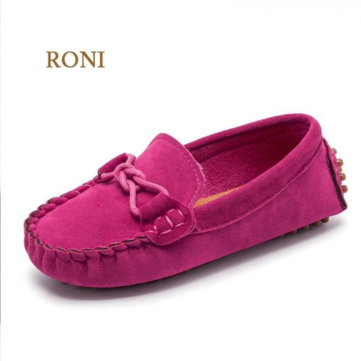 Roni rose feet