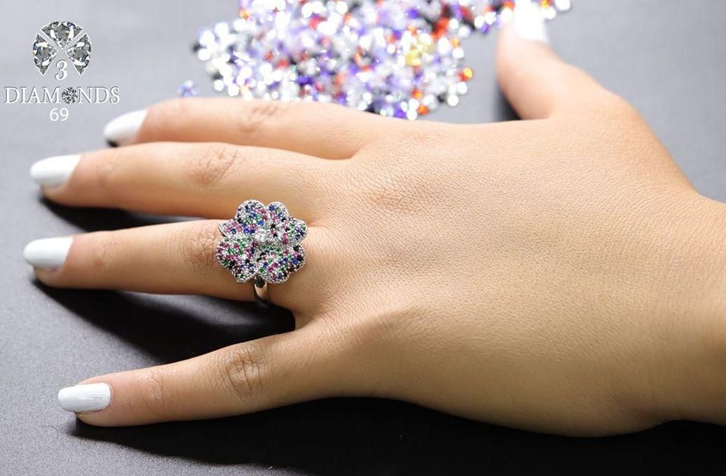 3Diamonds Flower Platinum Plated Ring For Women With Zircon Stone - Silver