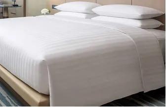 Plain White Duvet Set(1 Duvet, 1 Bedsheet, 2 Pillow Cases)