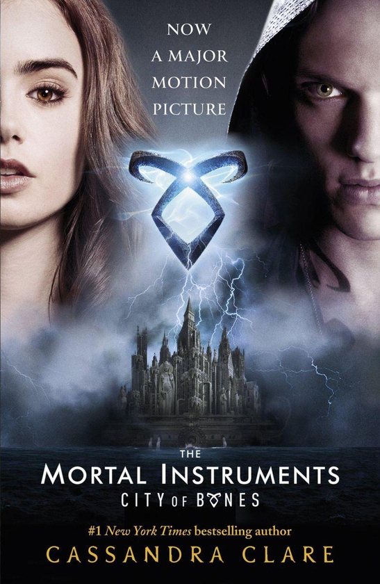 The Mortal Instruments 1: City Of Bones Movie Tie-In by Cassandra Clare - Paperback