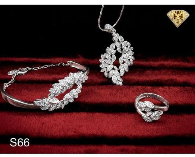 3Diamonds Jewelry Set Platinum Plated Zircon Stones Whole Set