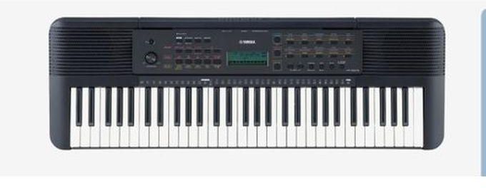 Yamaha PSR E273 Professional 61 Keys Keyboard New Design