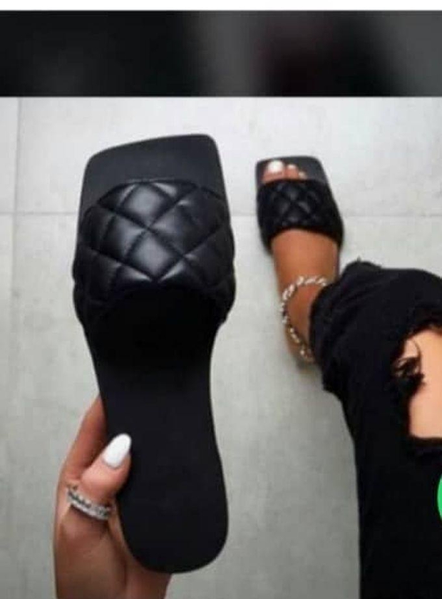 Classy Ladies Flat Slippers _ Black