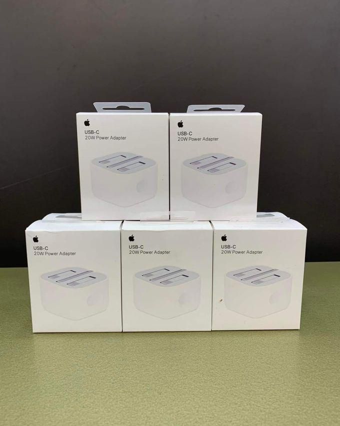 Apple Official White 20W USB-C Fast Charger With Folding Pins - For IPhone 11 Pro