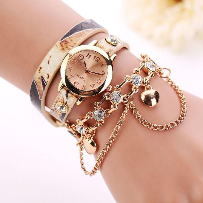 Duoya Woman Leather Rhinestone Rivet Chain Quartz Bracelet Wristwatch -Beige