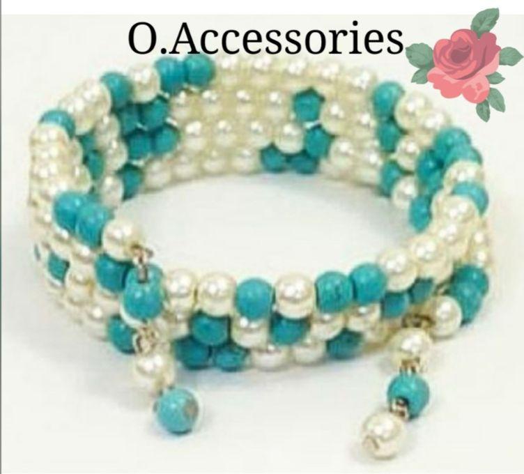 O Accessories Bracelet White Pearl , Turquoise Stones
