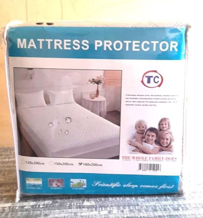 TC Mattress Protector 4 x 6 Feet
