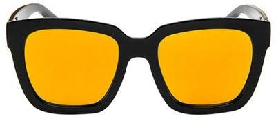نظارة شمسية بإطار مربع