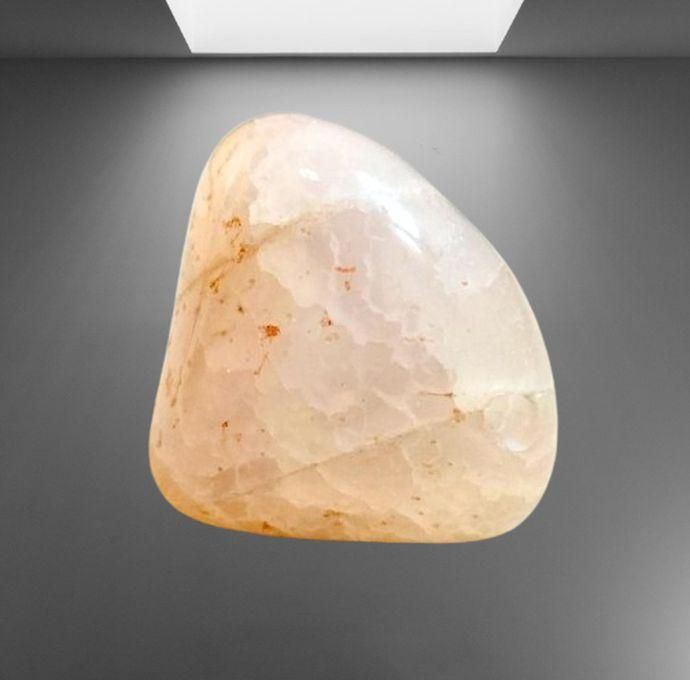 Sherif Gemstones حجر روز كوارتز خام طبيعي فاخر و رائع حجم مناسب لعمل خاتم او دلاية او تعليقة او للاقتناء