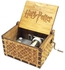 صندوق موسيقى خشبي مطبوع بعبارة "Harry Potter" بني