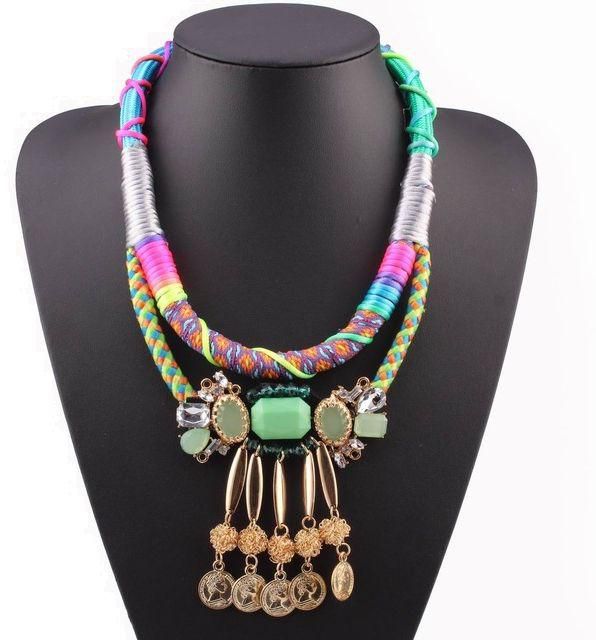 Necklace Decorated with large beads for women , Multi color