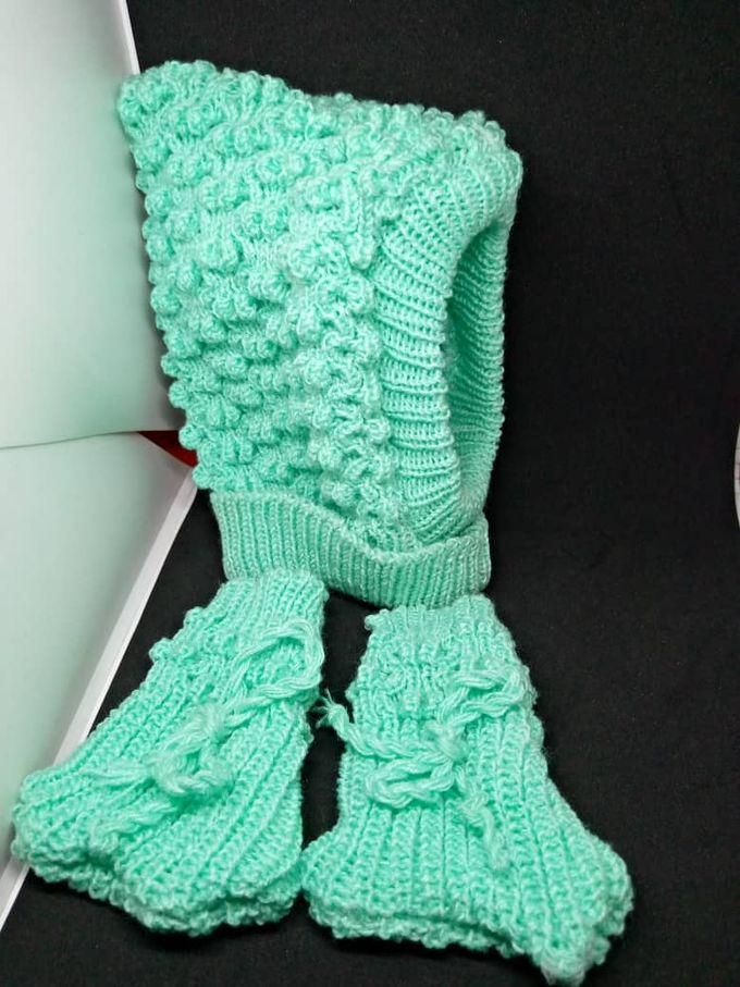 Knitted Baby Cap And Socks - Green
