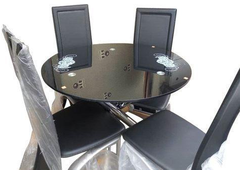 Dinning Table With 4 Leather Chairs
