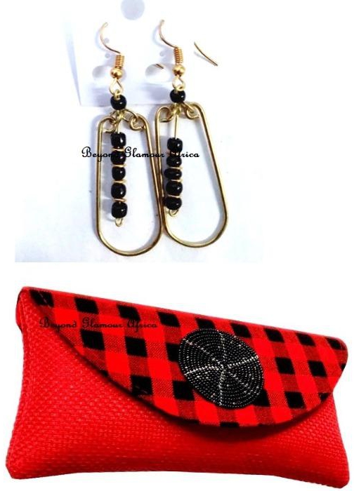 Womens Red maasai clutch bag with earrings