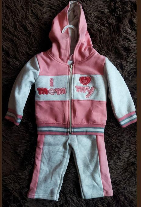 Fashionable baby tracksuit set 3-6months