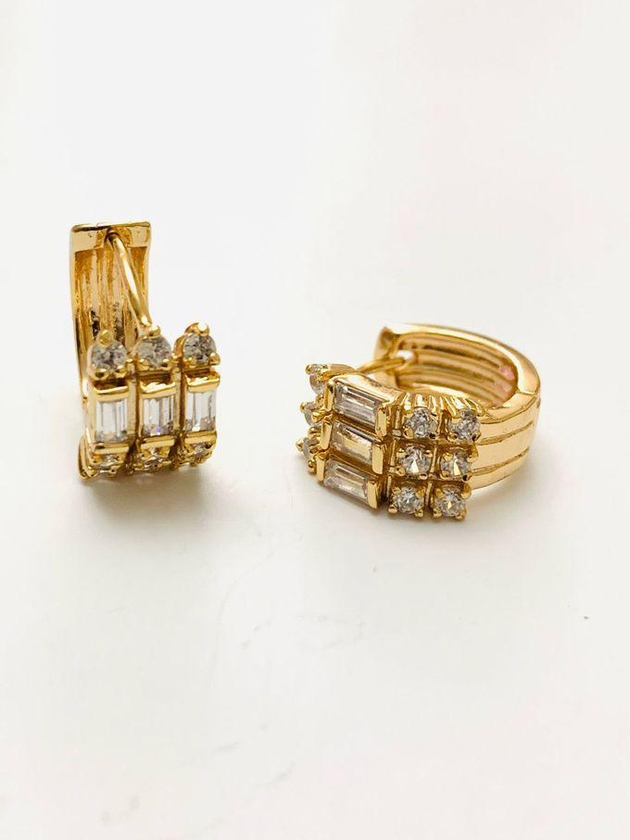 XP Jewelry Women Fashionable Earring - Gold
