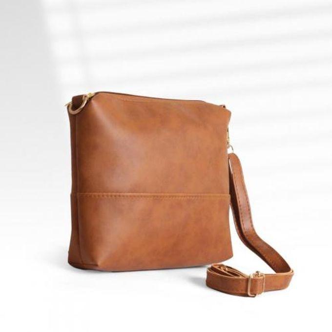 Women's Crossbody Bag Made Of The Finest Leather - Camel