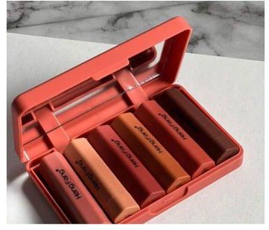 ‏6 color long lasting lipstick set