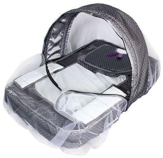 Patterned Convenient Baby Bed With Net -
