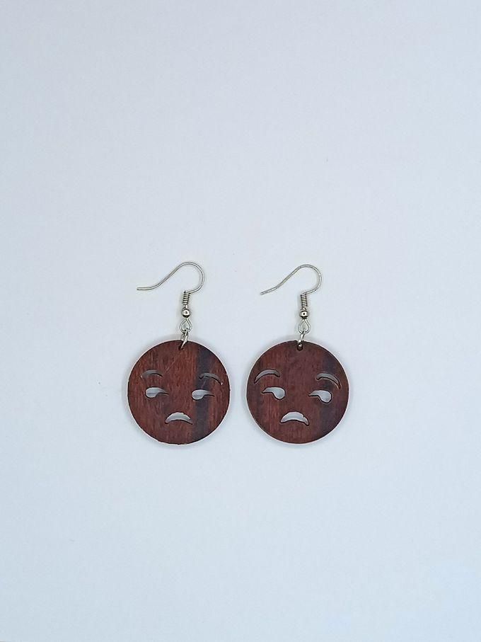 Unamused Emoji Earrings - Brown