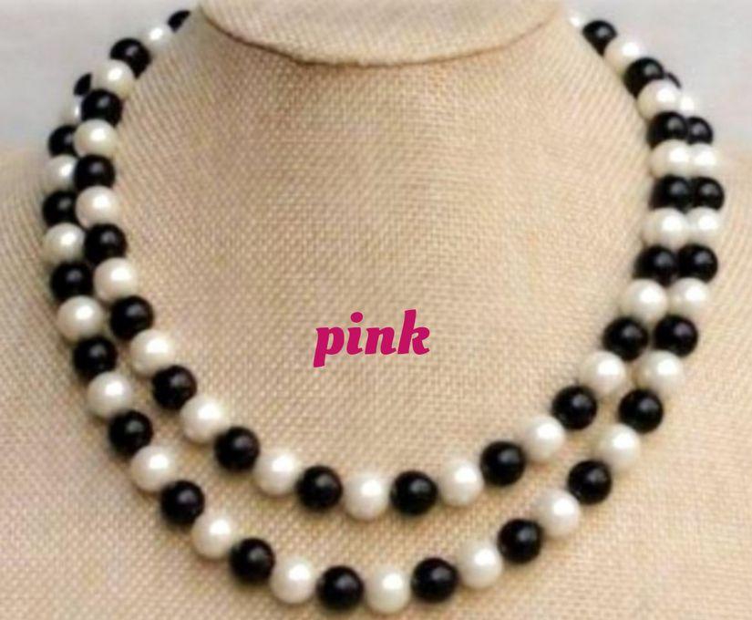 ًWomen Layered Pearl Beads Necklace - Off White * Black