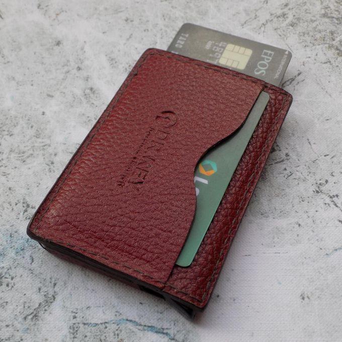 Dr.key Slim Leather Wallet - RFID Blocking - Quick Card Access 300-s-grred