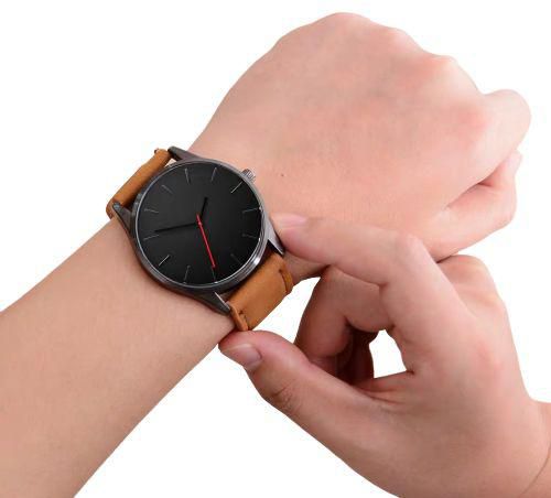 Men's Classic Wrist Watch-Black.