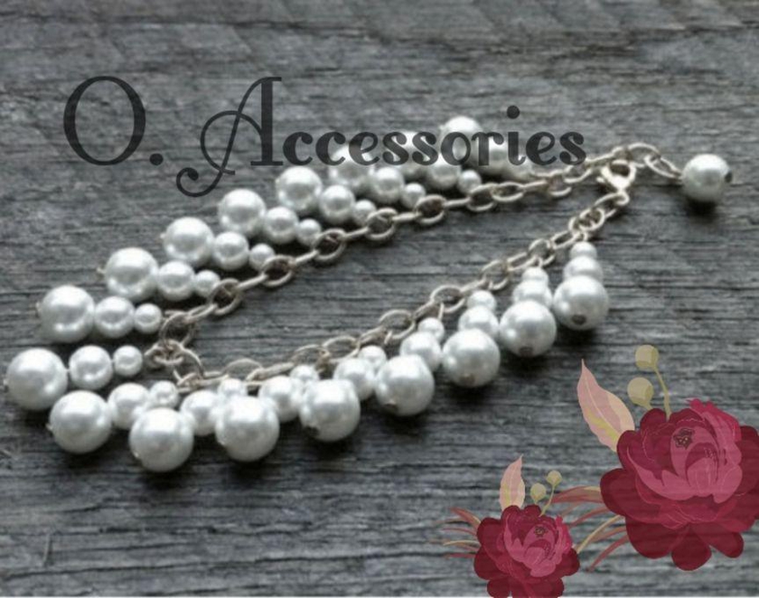 O Accessories Bracelet Of Hanging White Pearls_silver Metal