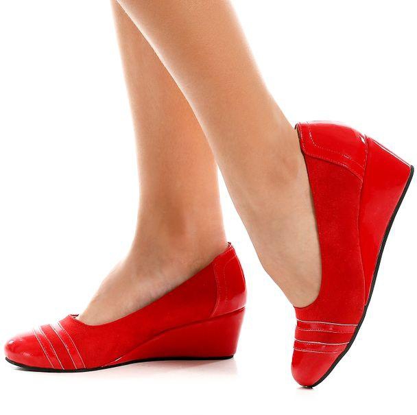 Round Toe Mix Shiny And Matte Leather Wedge - Red