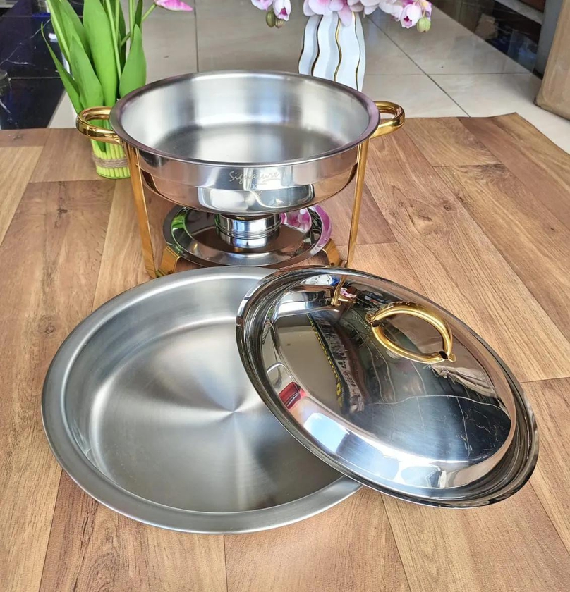 Heavy Stainless steel classy and high quality  Oval chaffing dish with golden stand..