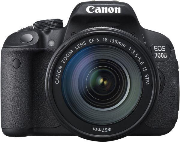 Canon EOS 700D 18-135mm Lens Kit (18 Megapixel, Digital SLR Camera, Black)