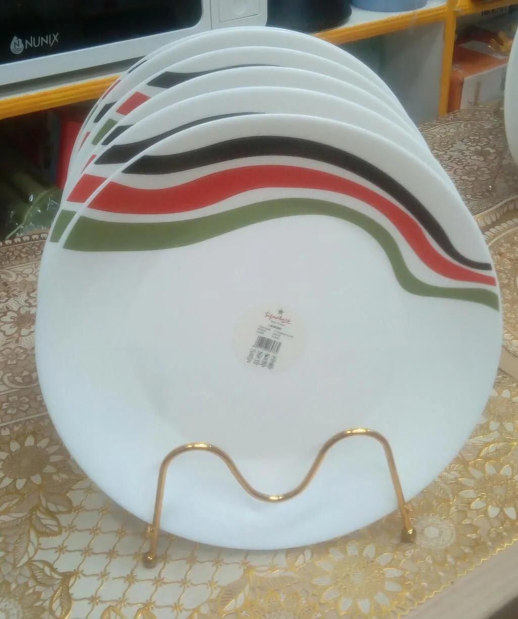 6PC BIG ROUND PLATES. 6pc Quality kitchen and dining round plates with Kenyan flag