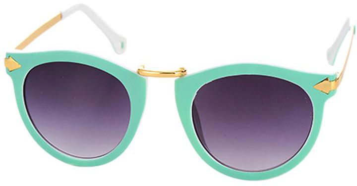 Pretty Little Things - Cat Eye Sunglasses For Women