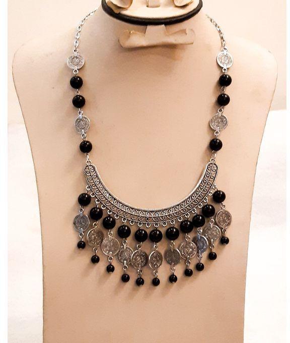 Black Alabaster Necklace Decorated With Silver Pendants