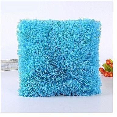 Generic Fluffy Pillow Cover / Throw Pillow Cover / Sofa Pillow Cover / Seat Pillow Cover 18'' x 18'' .