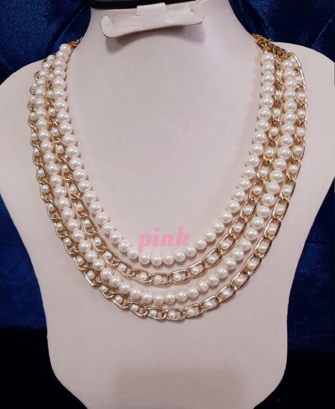 Layered Pearl Beads Necklace - Off White & Gold