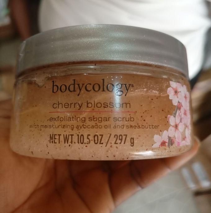 Bodycology Cherry Blossom Exfoliating Sugar Scrub