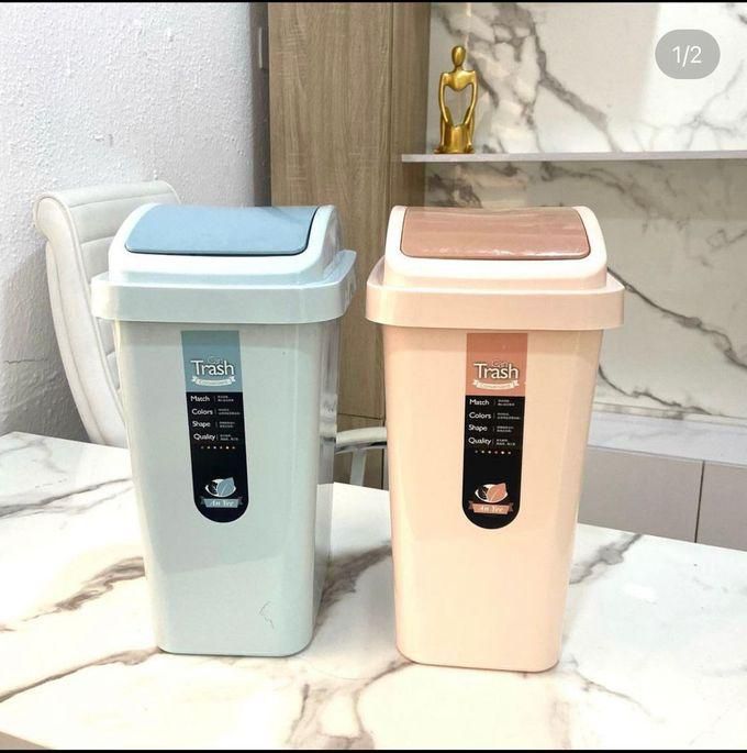 Plastic Pedal Bins Living Room Kitchen Trash Can- 15 Litres