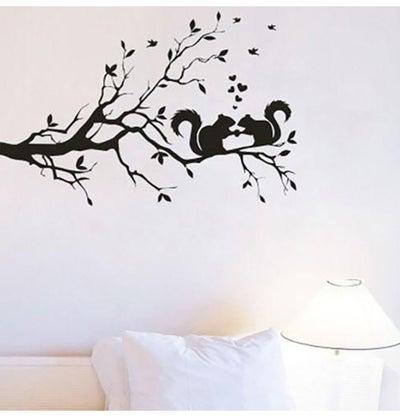 ملصق جداري للزينة ذاتي اللصق بتصميم سنجاب على غصن شجرة أسود