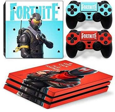 ملصقات حماية بطبعة لعبة "Fortnite"، عدد 4 ملصقات لجهاز الألعاب بلايستيشن 4 وملصقين لذراعي التحكم