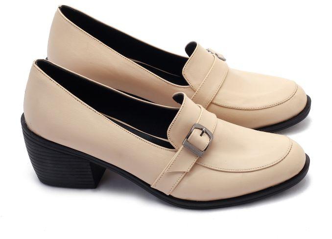 Classic Beige Leather Women's Shoes